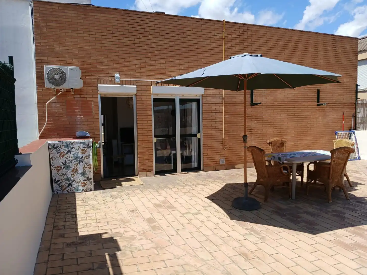Terrace of Attic for rent in Sevilla  with Air Conditioner and Furnished
