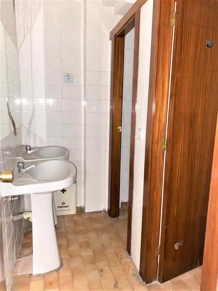 Local comercial en venda a Calle San Fructuoso 2 24007 Leon, imagen 8