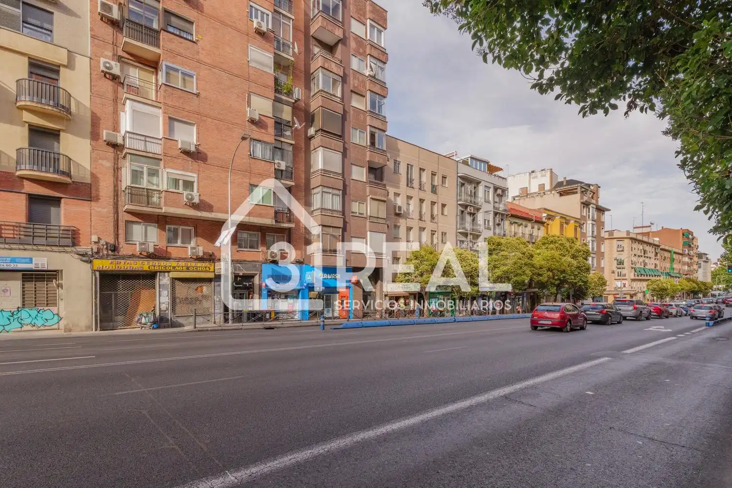 Vista exterior de Pis en venda en Madrid amb Aire condicionat, Calefacció i Terrassa
