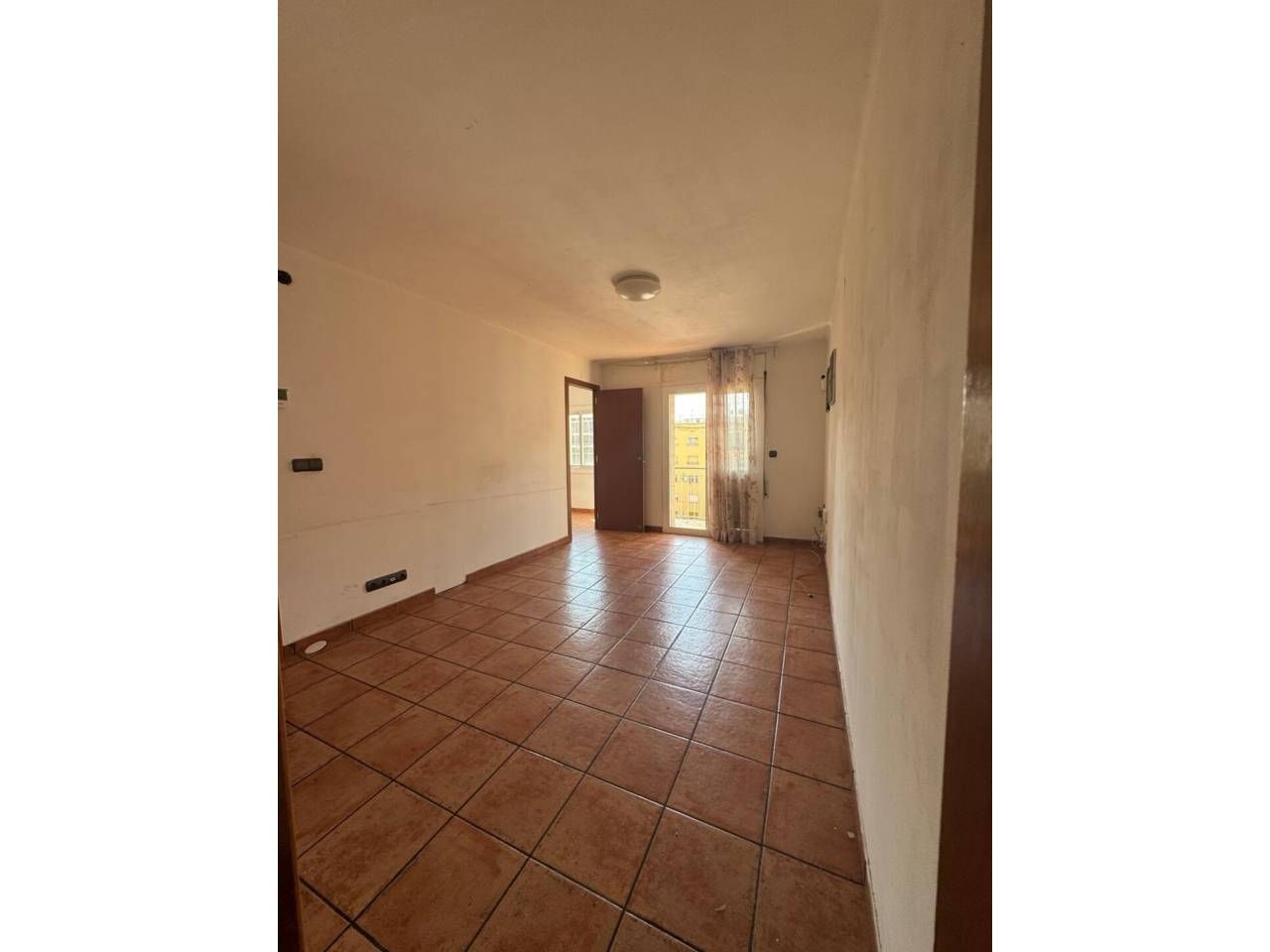 Piso en venta en Tamarit, Centre