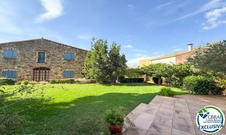 Houses for sale in Espolla, Girona