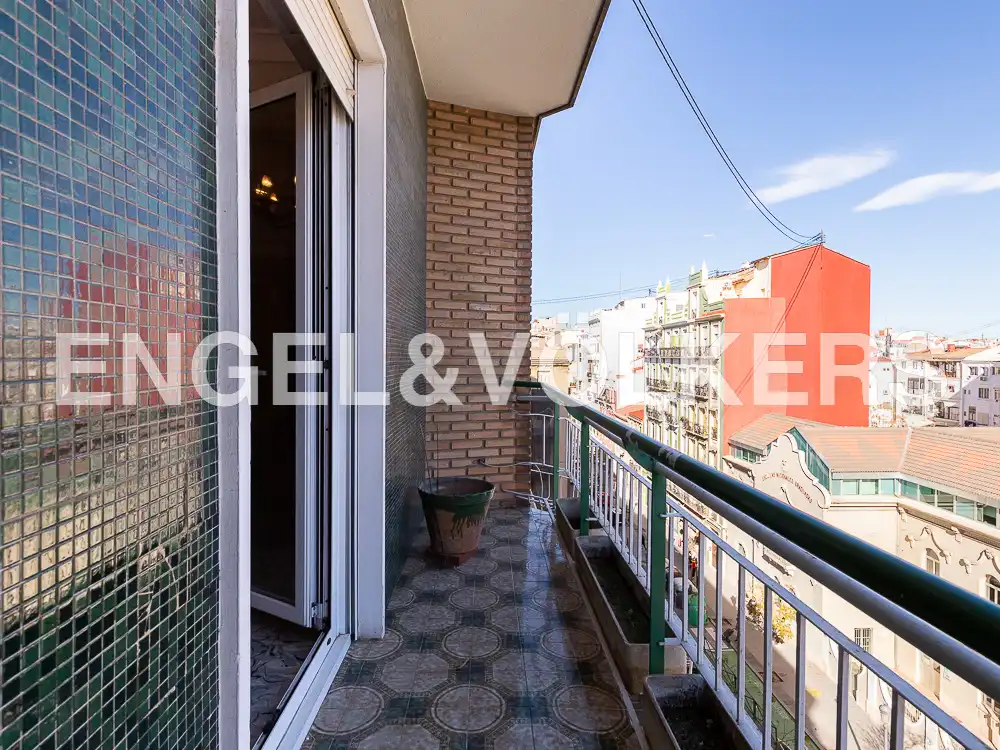 Terrasse von Wohnung zur Miete in  Valencia Capital mit Klimaanlage, Heizung und Balkon