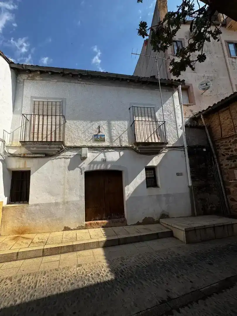 Vista exterior de Casa adosada en venda en Guadalupe amb Jardí privat i Balcó