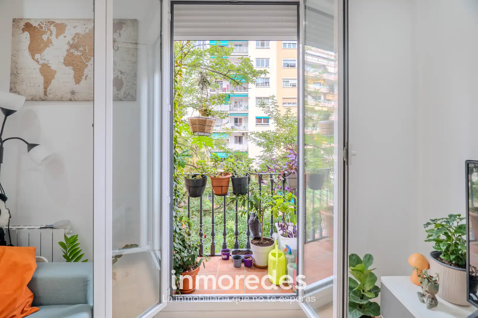 Appartamento con terrazza in vendita a Avinguda de Mistral, imagen 3