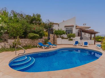 Casa con piscina in vendita a Almendros