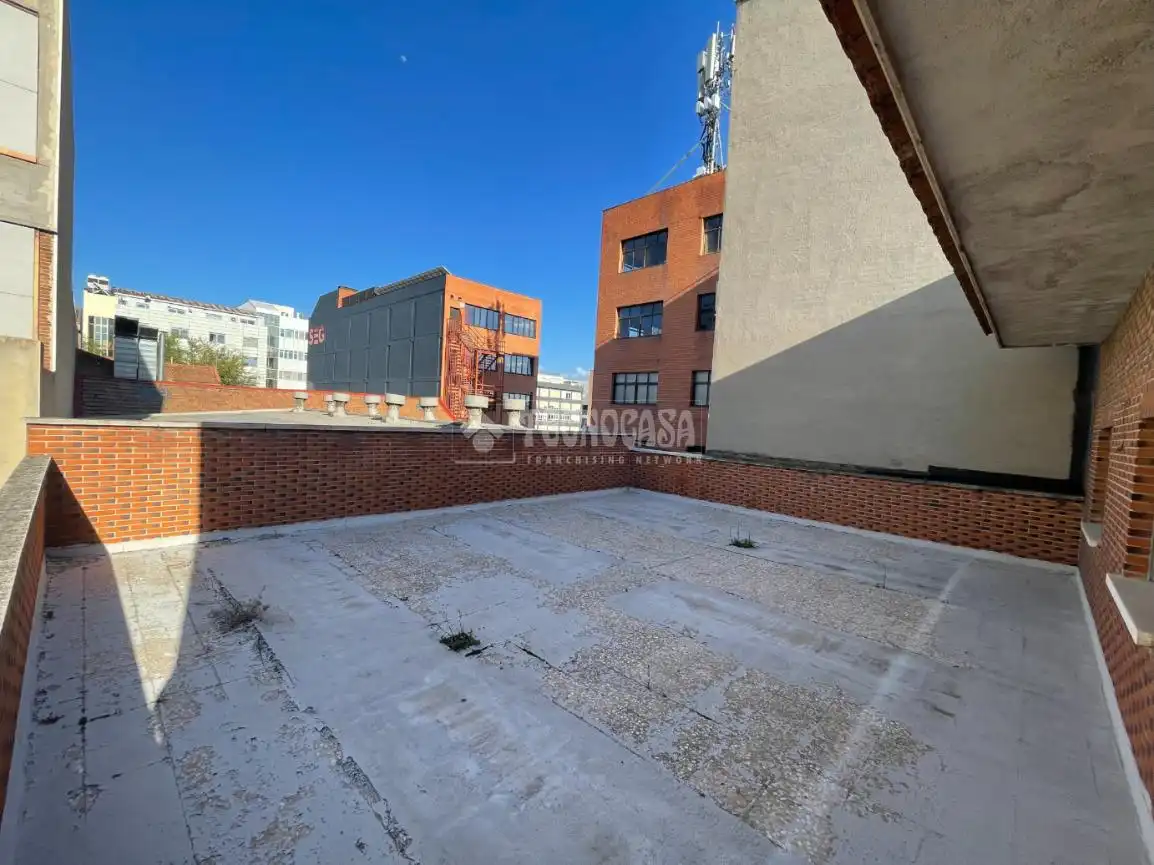 Terrassa de Edifici en venda en Madrid
