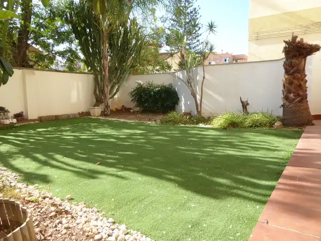 Jardí de Apartament de lloguer en Málaga amb Aire condicionat, Traster i Moblat