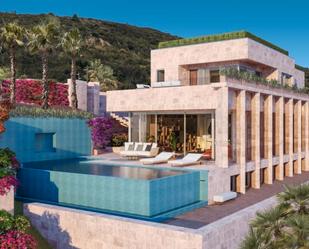 Swimming pool of House or chalet for sale in Sotogrande  with Air Conditioner, Private garden and Terrace