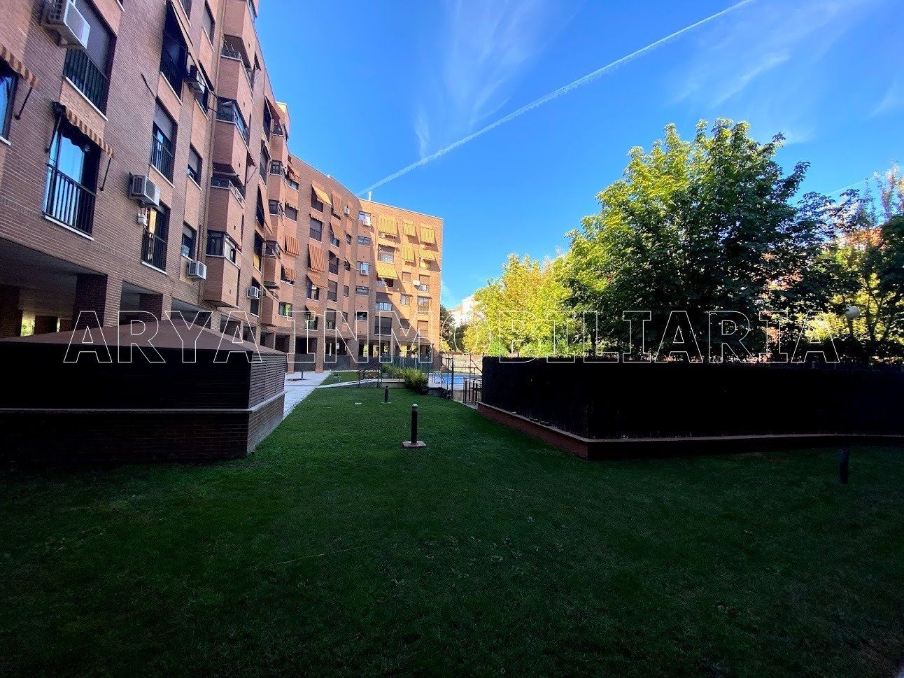 Vista exterior de Piso de alquiler en Torrejón de Ardoz con Calefacción y Piscina comunitaria