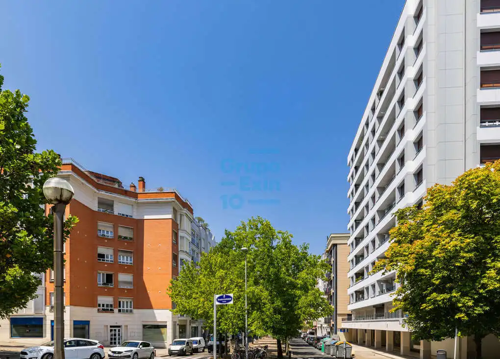 Vista exterior de Apartamento en venta en Donostia - San Sebastián  con Calefacción, Terraza y Balcón