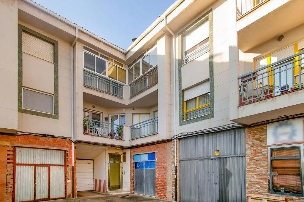 Piso en venta en Matallana de Torío