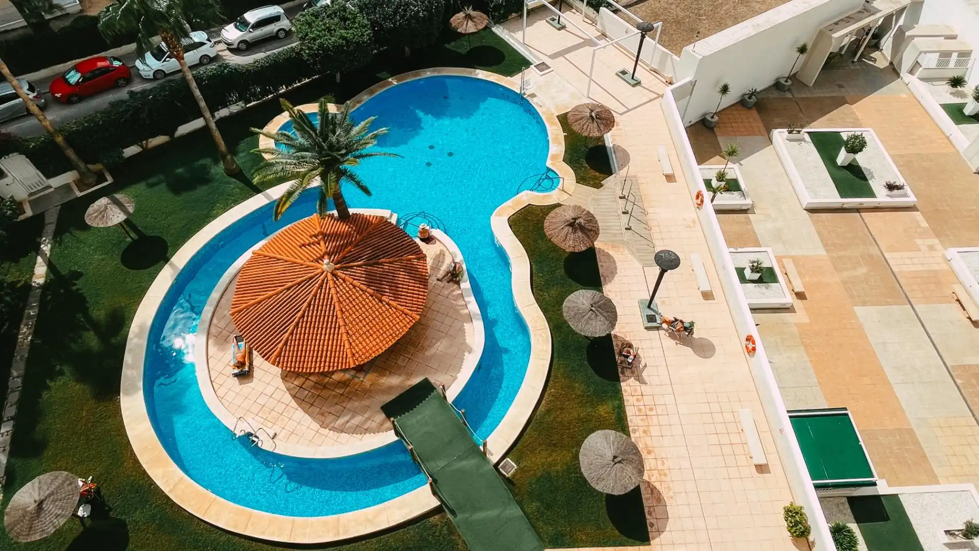 Apartment with pool for sale in Rincón de Loix, imagen 2