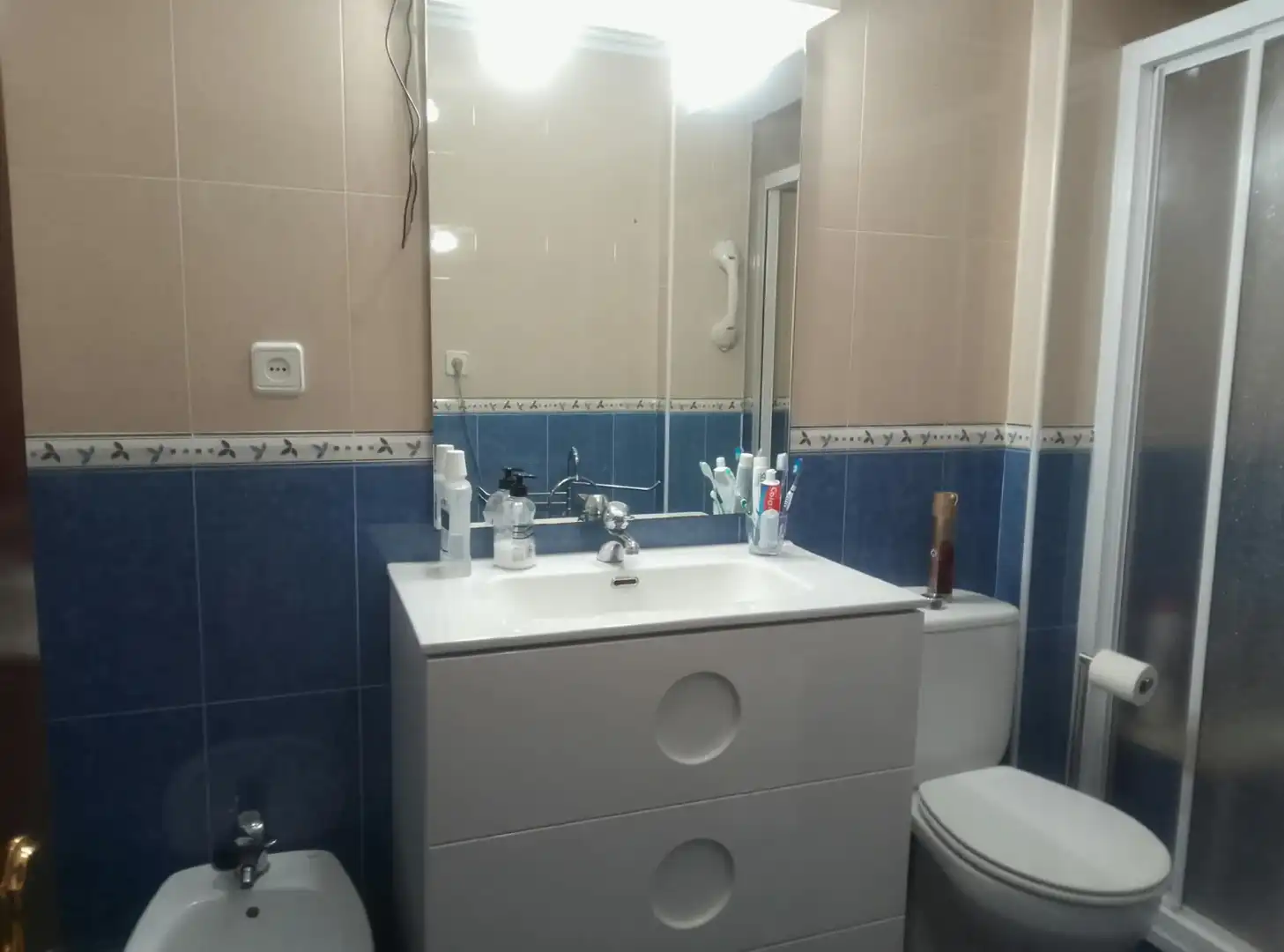 Baño de Piso en venta en Gijón  con Terraza y Amueblado