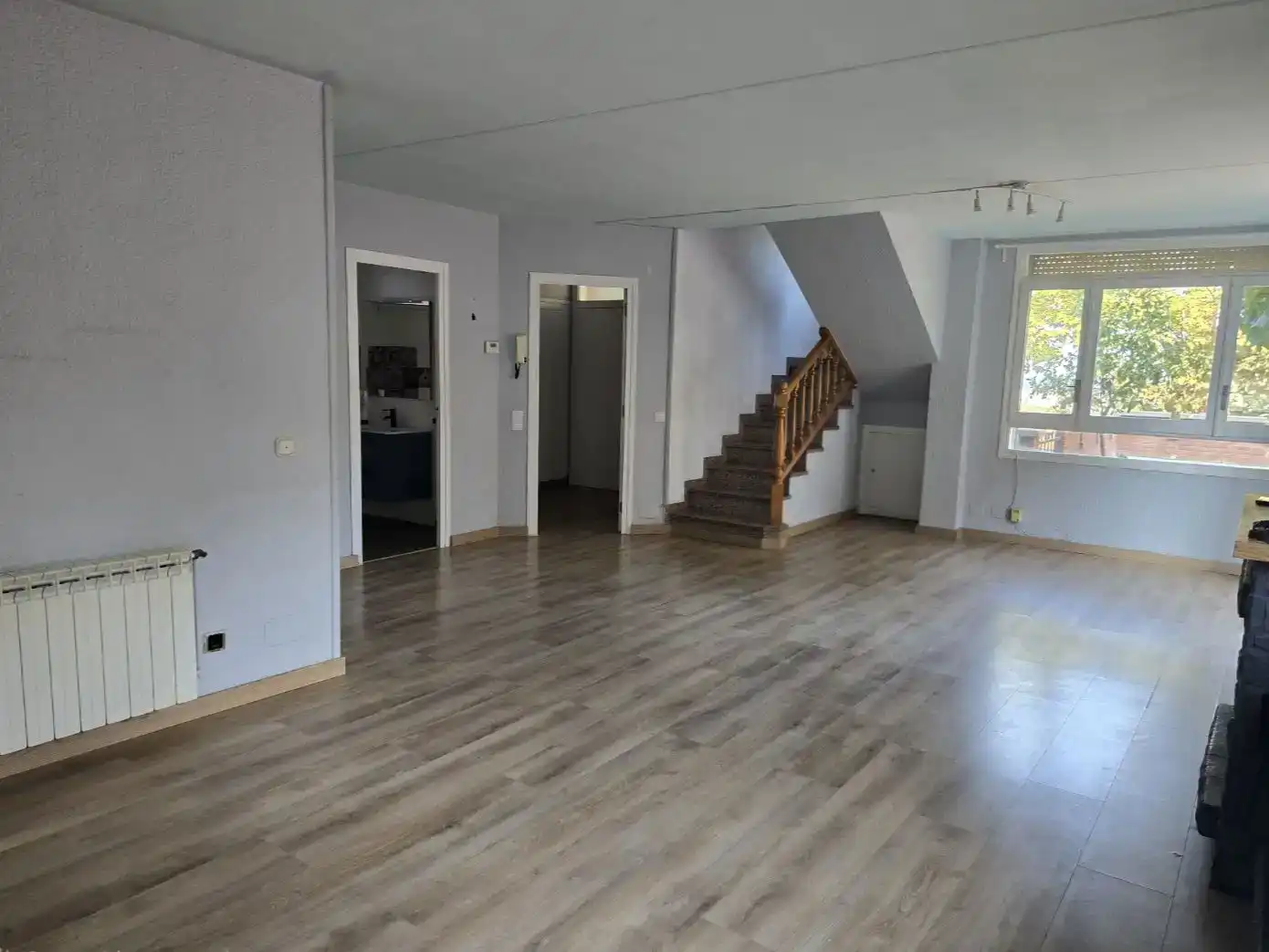 Living room of Detached homes for sale in Argentona  with Parquet flooring