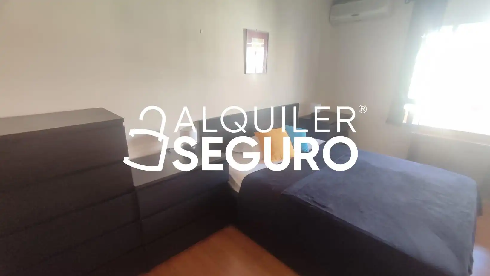 Bedroom of Flat for rent in Madrid  with Air Conditioner, Heating and Terrace