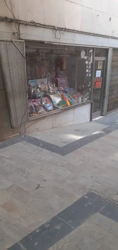 Local comercial en venta en Guadix, imagen 2