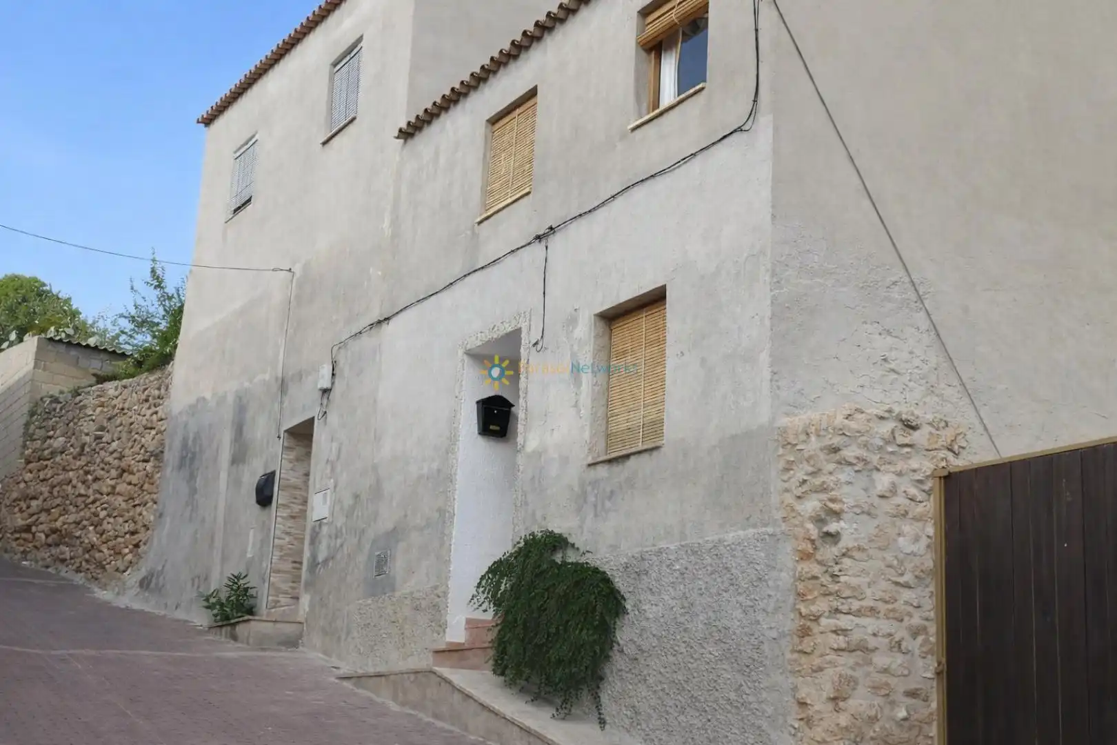 Vista exterior de Casa adosada en venta en Montesa con Trastero