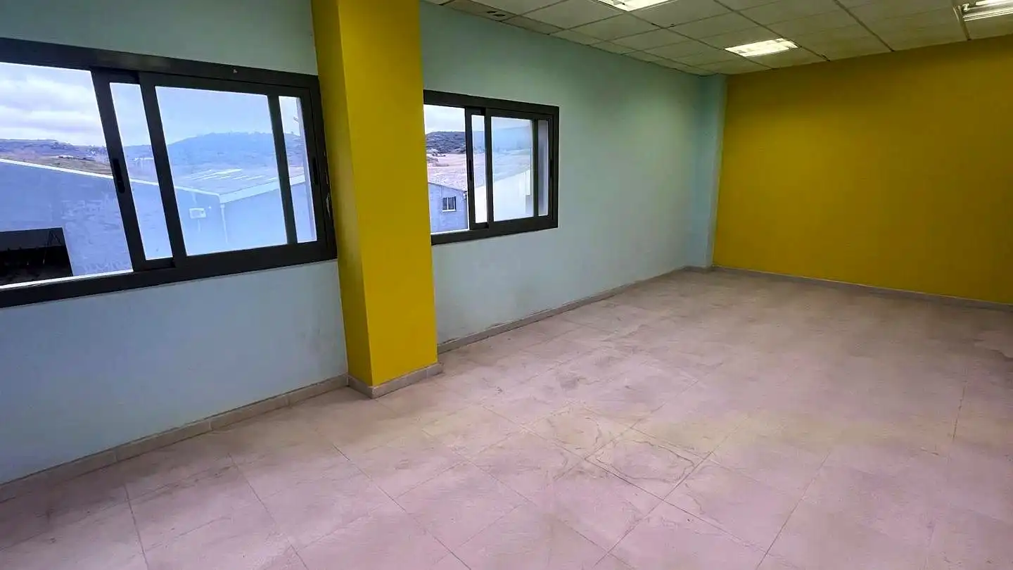 Gewerbefläche zur Miete in Juan De La Cierva, imagen 11