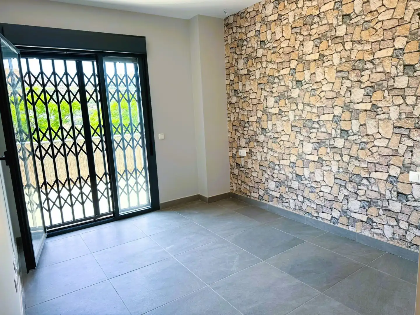 Wohnung zum Verkauf in Almuñécar mit Klimaanlage, Heizung und Terrasse