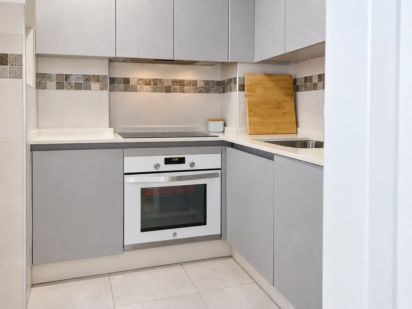 Appartement compact avec piscine à vendre à Paraiso de Riviera, imagen 3