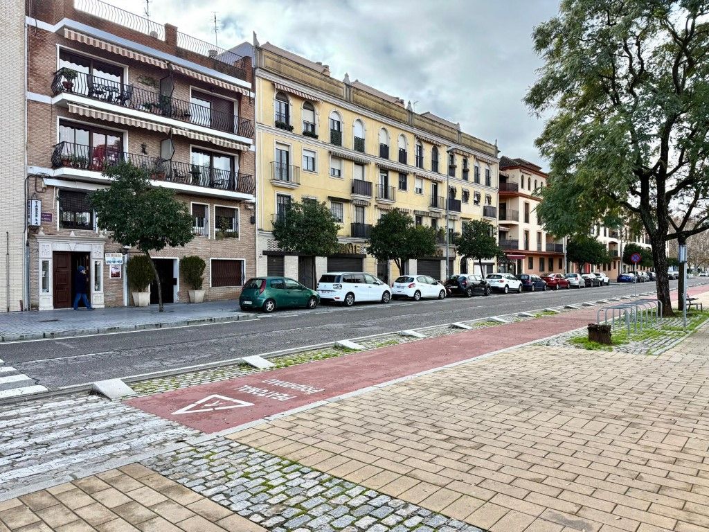 Premises for rent in Avenida Fray Albino, 3, Campo de la Verdad - Miraflores , Sur