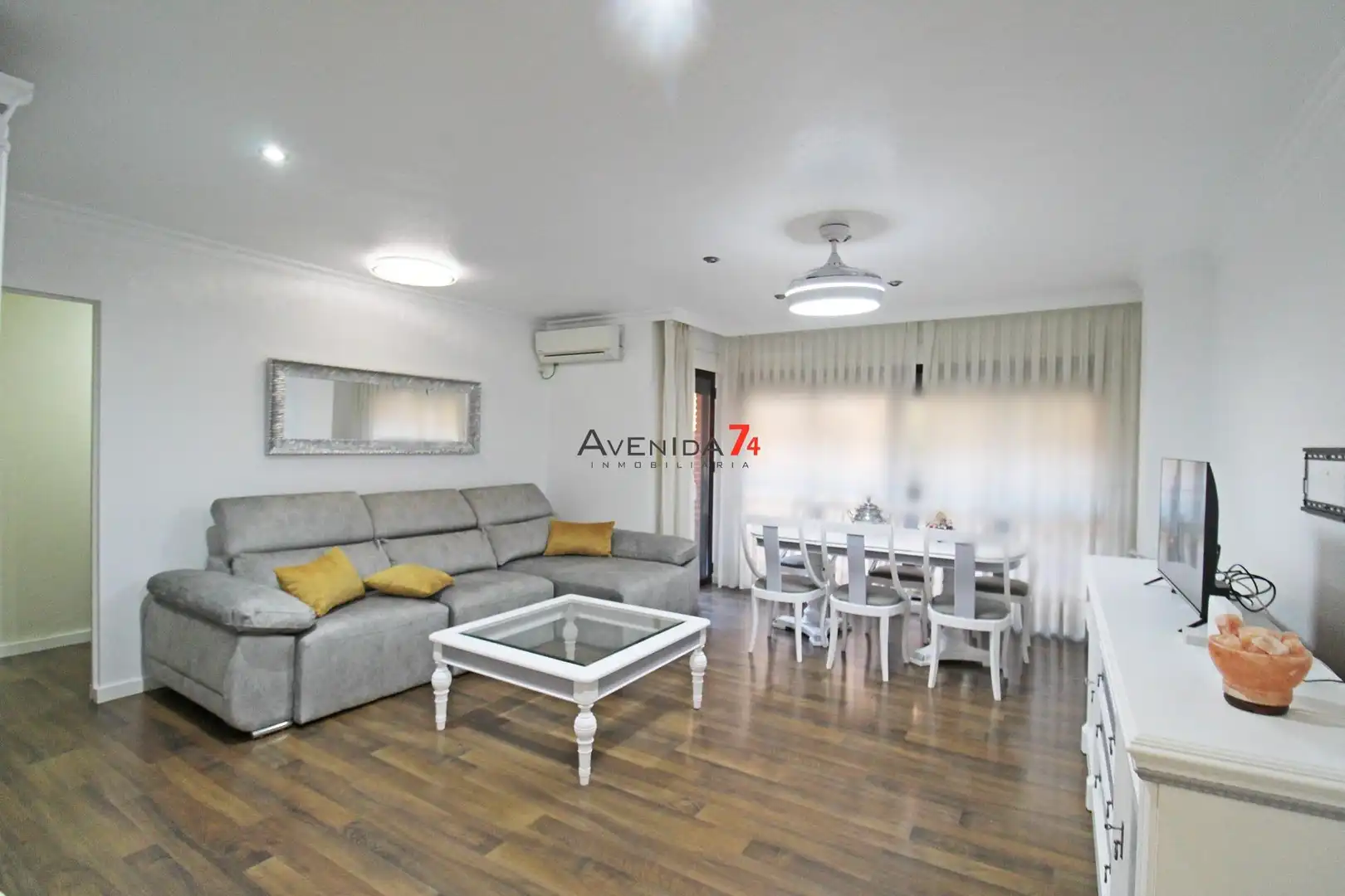 Wohnzimmer von Wohnung zum Verkauf in Lorca mit Klimaanlage, Heizung und Parkett