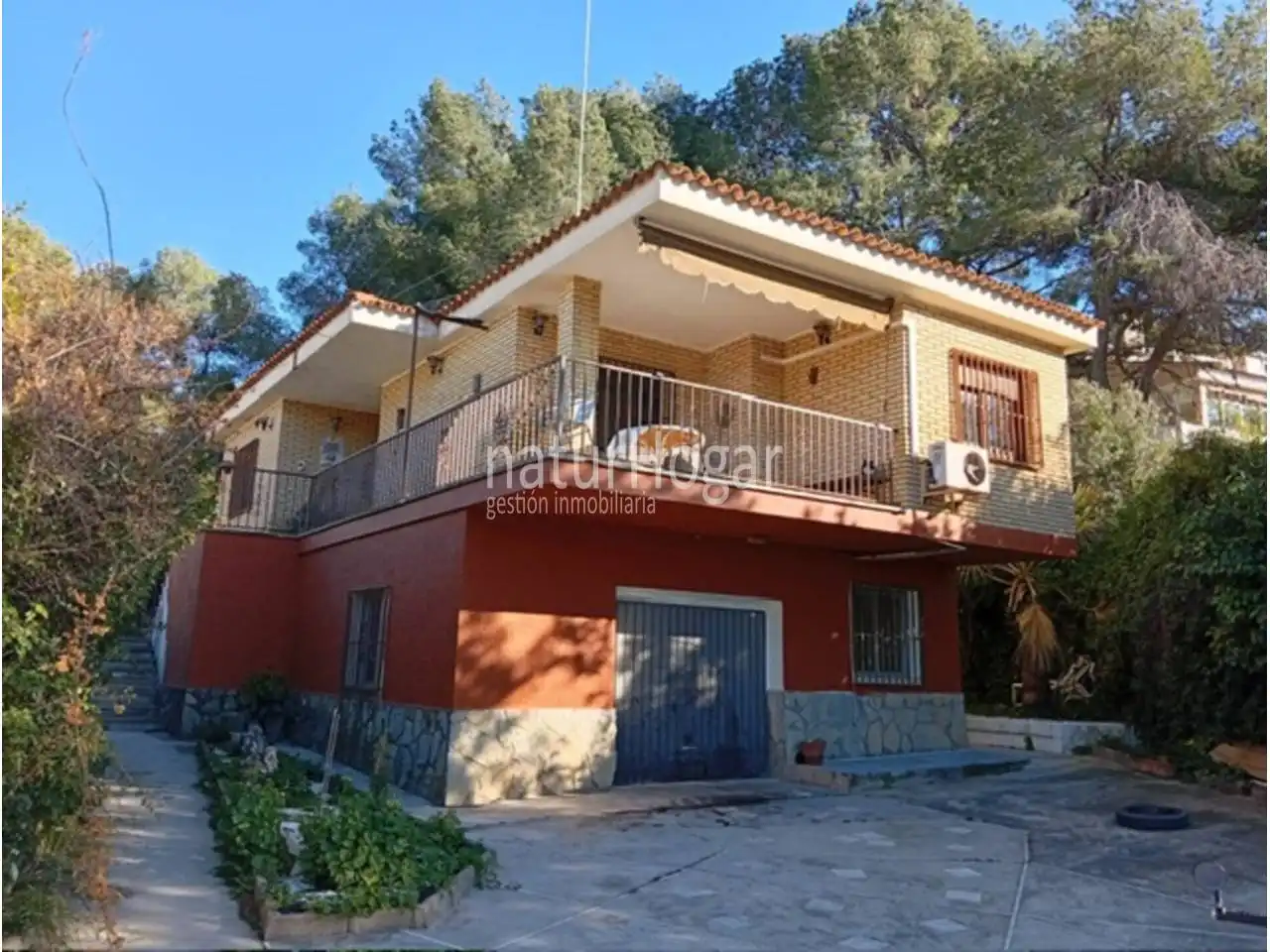 Exterior view of Houses for sale in Paterna  with Private garden and Terrace