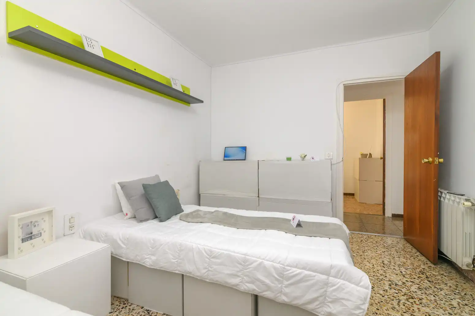 Habitación de Piso en venta en Viladecans con Calefacción, Terraza y Balcón
