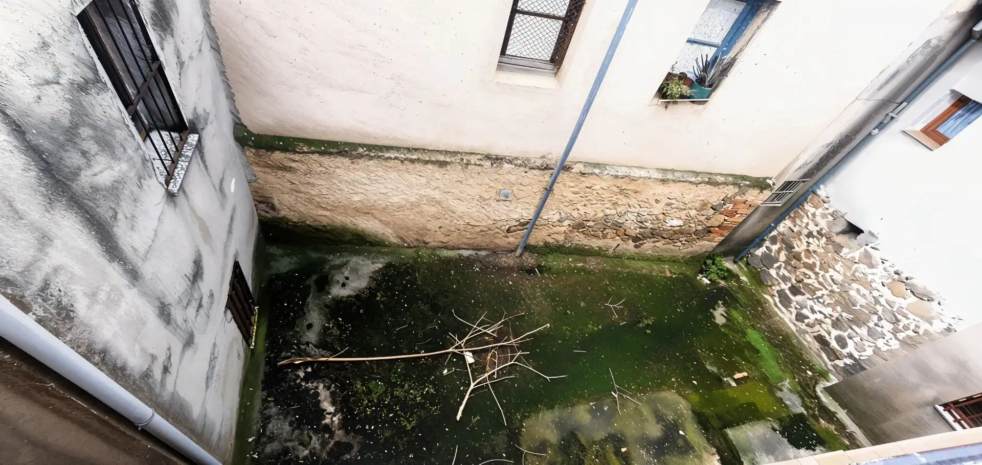 Vista exterior de Casa o xalet en venda en Candeleda amb Aire condicionat i Jardí privat