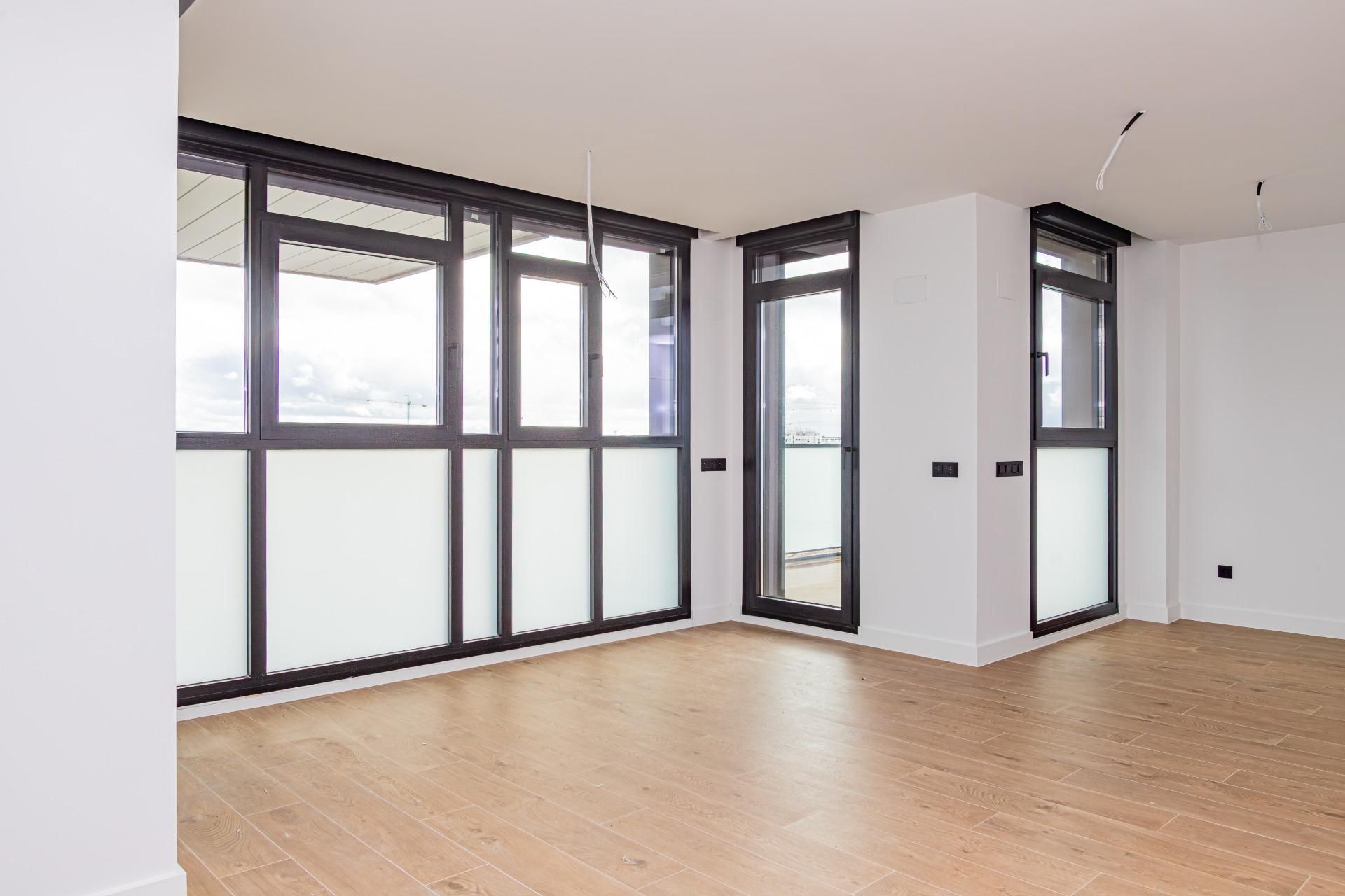 Flat for sale in Tres Cantos  with Private garden, Terrace and Storage room