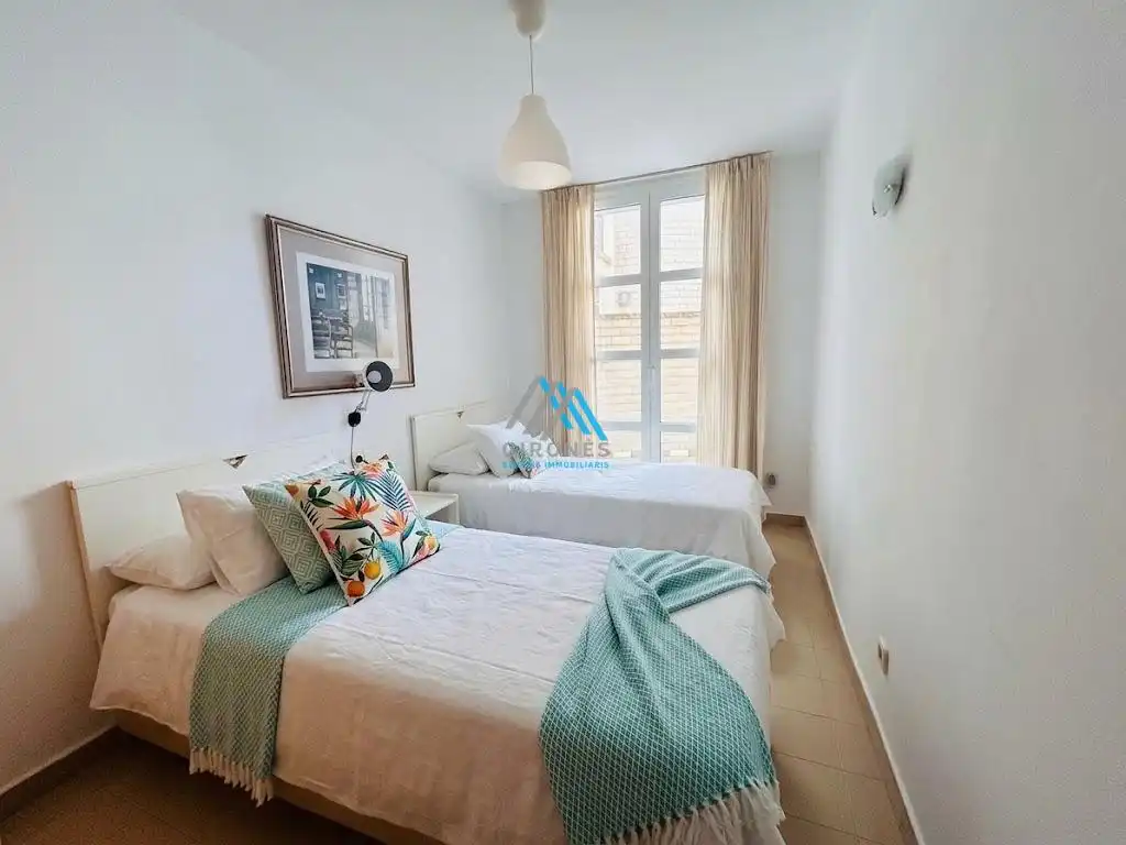 Schlafzimmer von Erdgeschoss zur Miete in Castell d'Aro, Platja d'Aro i s'Agaró mit Klimaanlage, Heizung und Terrasse