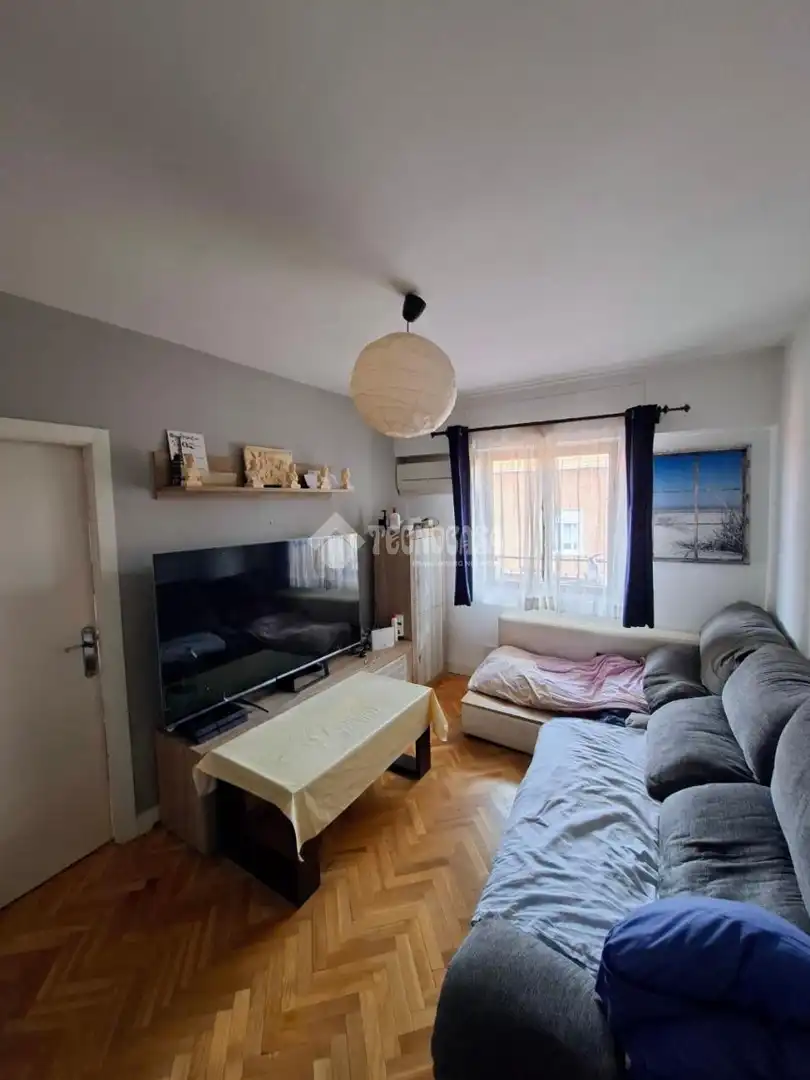 Sala d'estar de Pis en venda en Madrid amb Aire condicionat i Terrassa