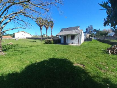 Casa o xalet en venda en Bergondo amb Jardí privat