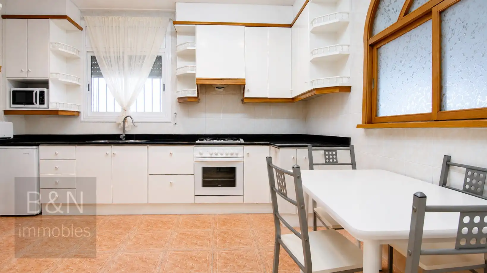 Küche von Haus oder Chalet zum Verkauf in Terrassa mit Heizung und Schwimmbad
