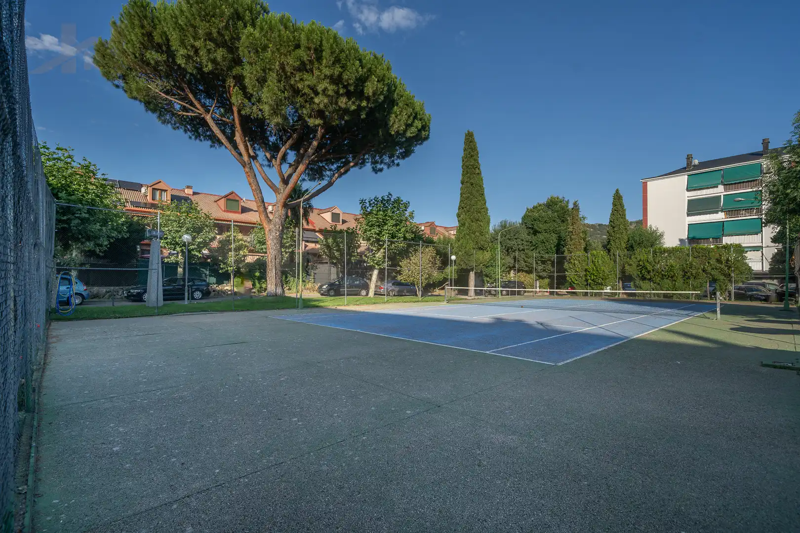 Vista exterior de Piso en venta en Moralzarzal con Calefacción y Piscina comunitaria