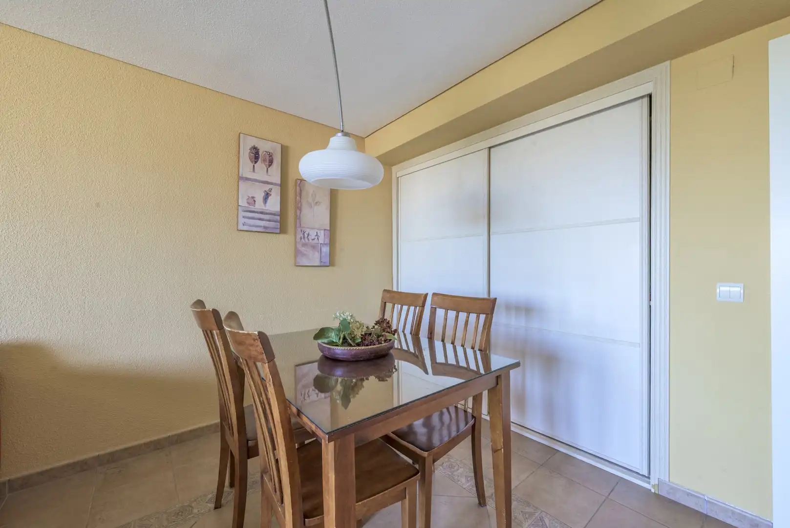 Comedor de Apartamento en venta en Torremolinos con Terraza y Amueblado