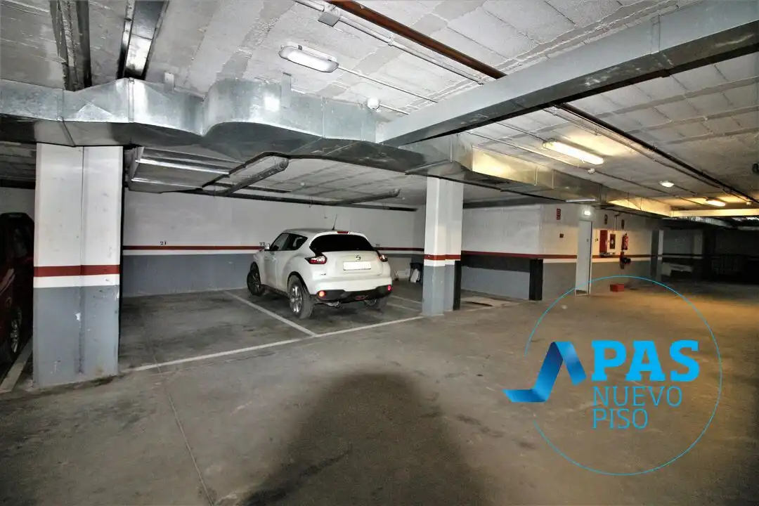 Parking de Piso de alquiler en Piélagos con Calefacción, Jardín privado y Parquet