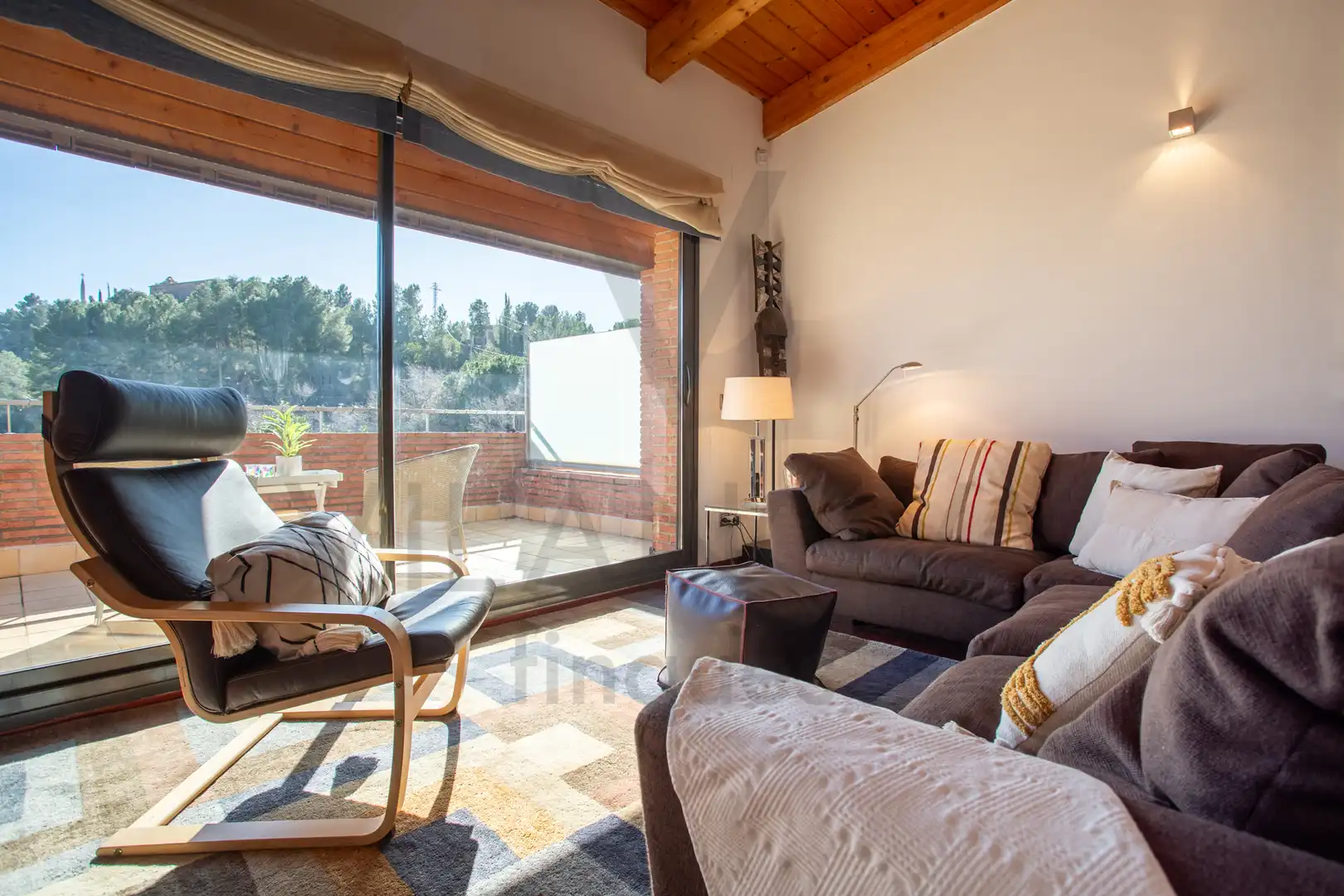 Sala d'estar de Casa adosada en venda en Castellvell del Camp amb Aire condicionat, Calefacció i Jardí privat