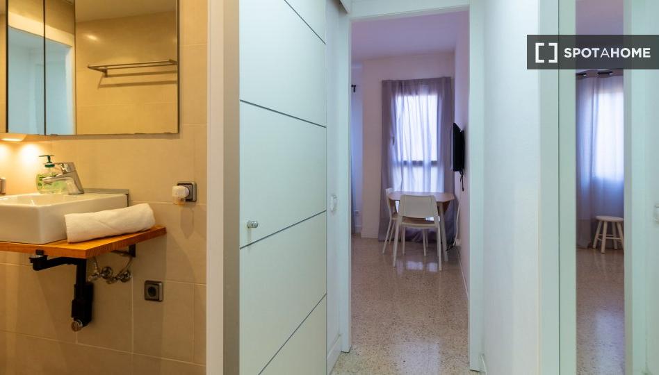 Photo 1 of Flat to rent in Sant Pere, Sta. Caterina i la Ribera, Barcelona