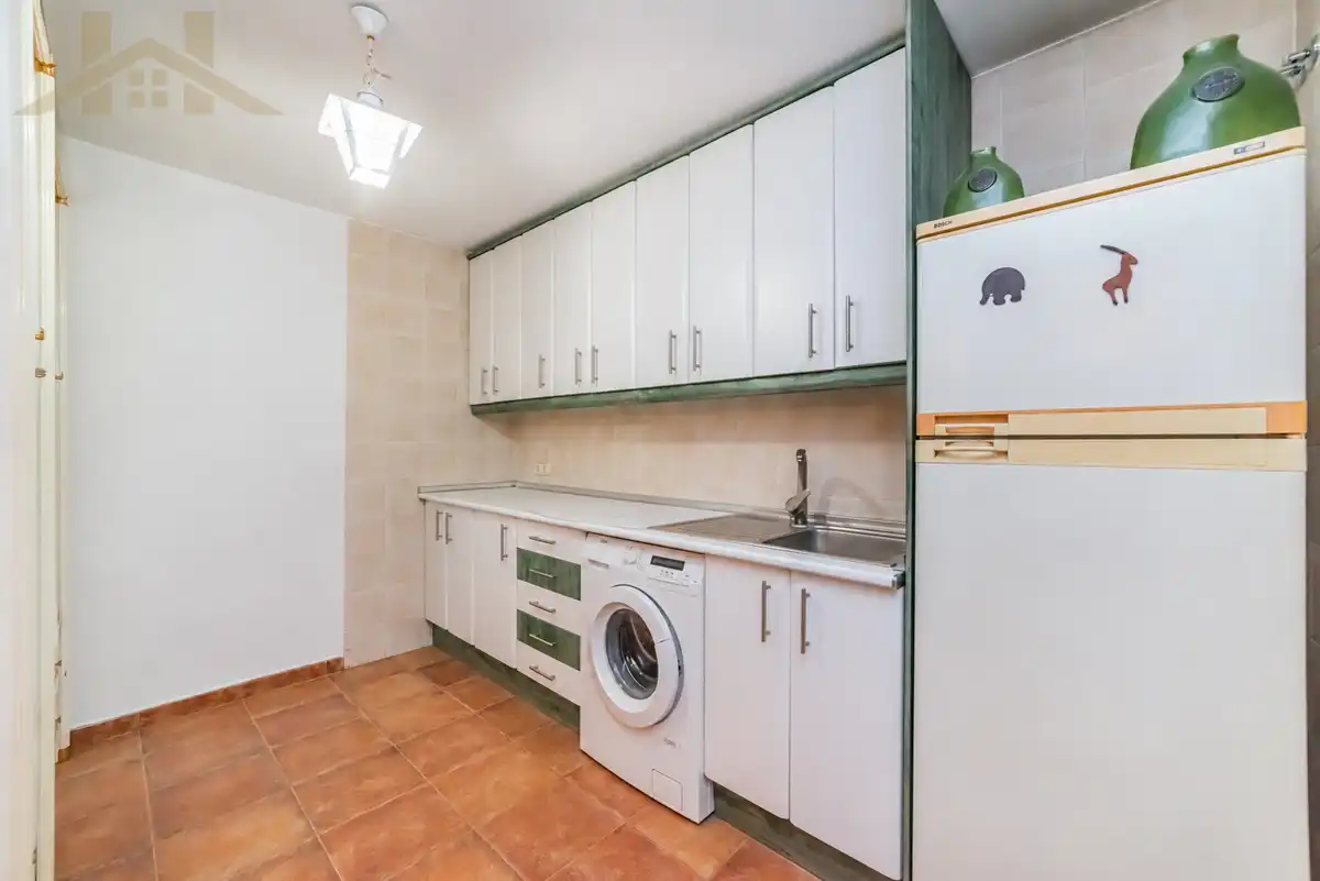 Detached homes for sale in Las Aves