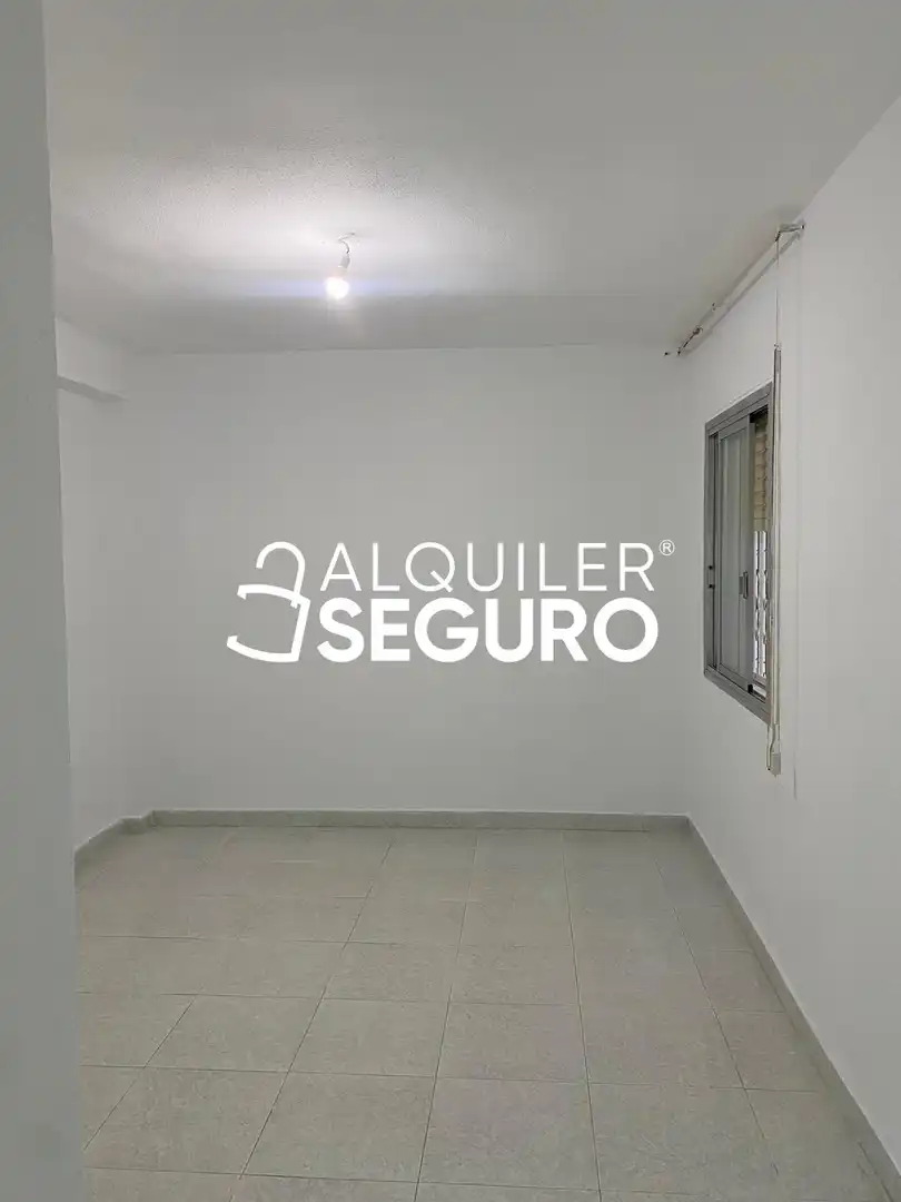 Schlafzimmer von Wohnung zur Miete in Murcia mit Klimaanlage