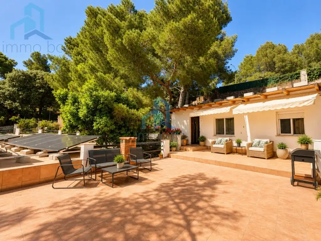 Terrassa de Casa o xalet en venda en Almoster
