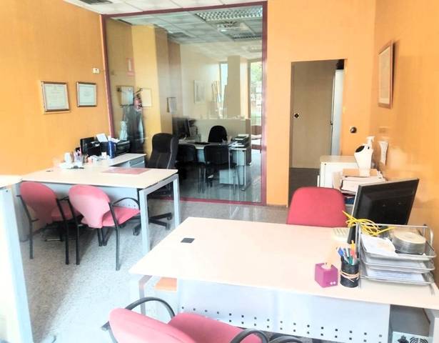 Local comercial en Alquiler en Calle de Suecia en Fuenlabrada II - El Molino