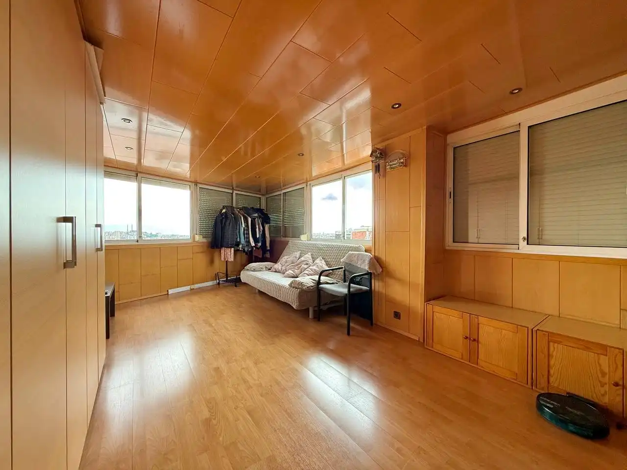 Sala de estar de Dúplex en venta en Barcelona con Aire acondicionado, Calefacción y Parquet