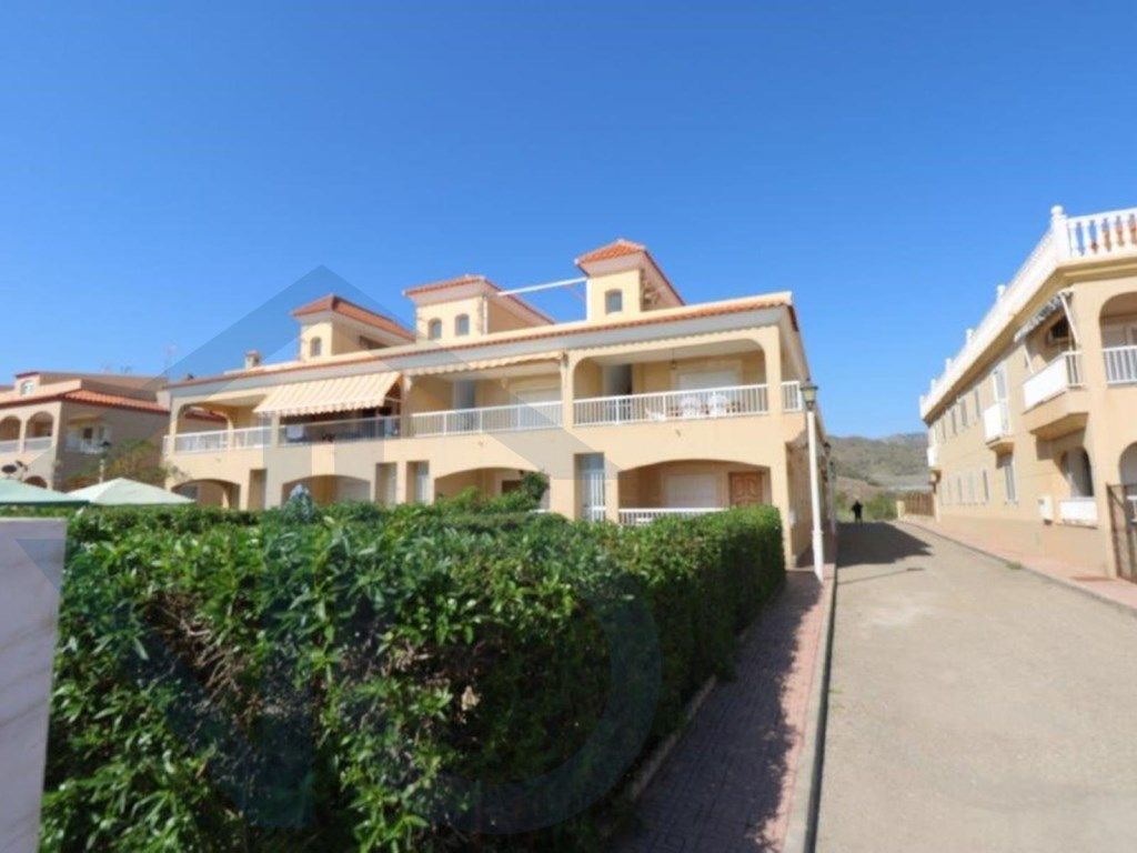 Vista exterior de Apartament en venda en Cuevas del Almanzora amb Aire condicionat i Moblat
