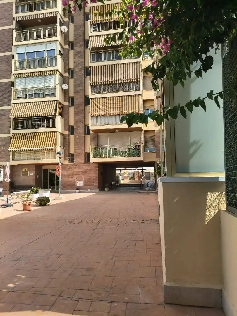 Vista exterior de Pis de lloguer en Alicante / Alacant amb Aire condicionat, Calefacció i Terrassa