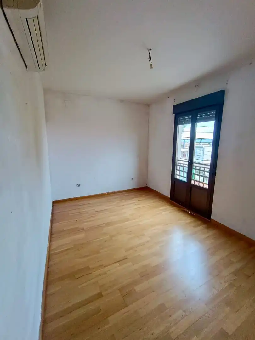 Bedroom of Flat for sale in Hormigos