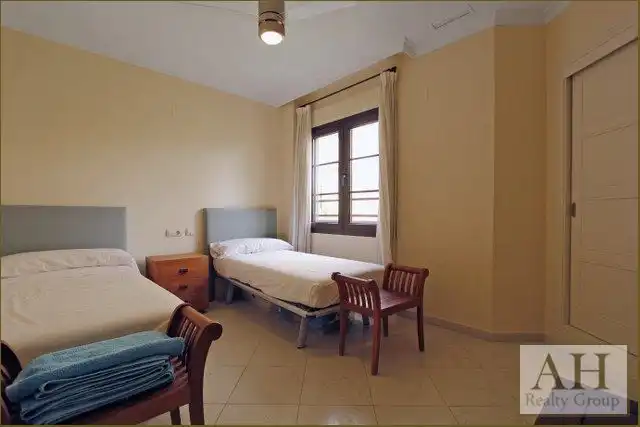 Casa adosada en venta en Villa Gadea