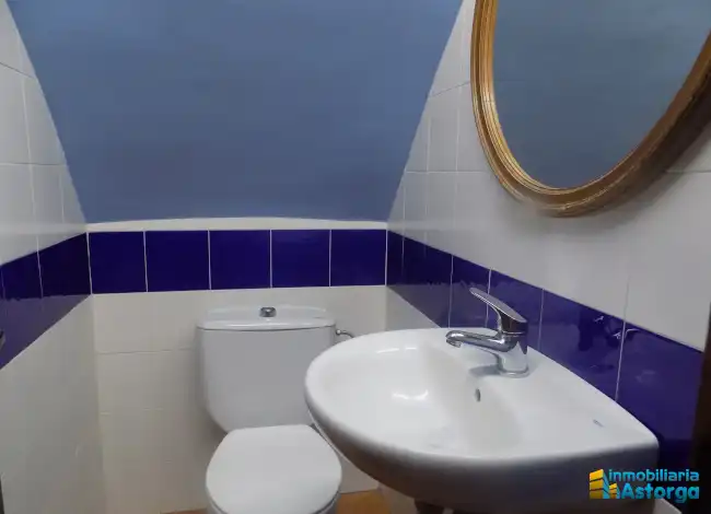 Baño de Casa o chalet en venta en Villaobispo de Otero con Jardín privado y Parquet