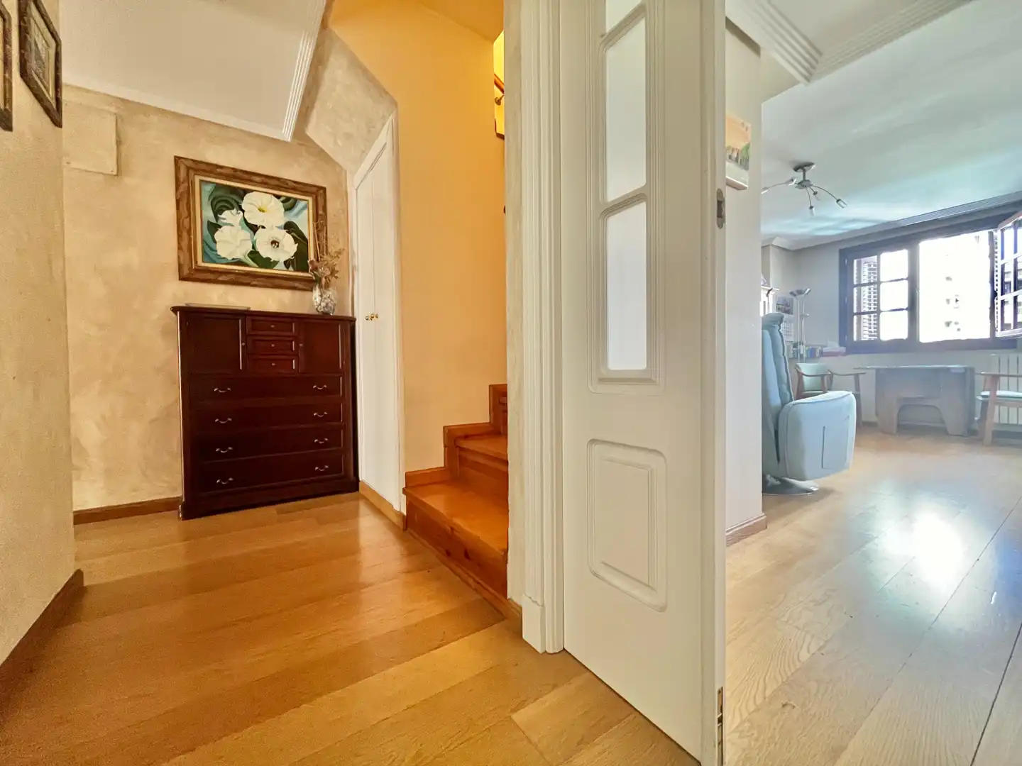 Maisonette zum Verkauf in Zaragoza mit Klimaanlage, Heizung und Parkett